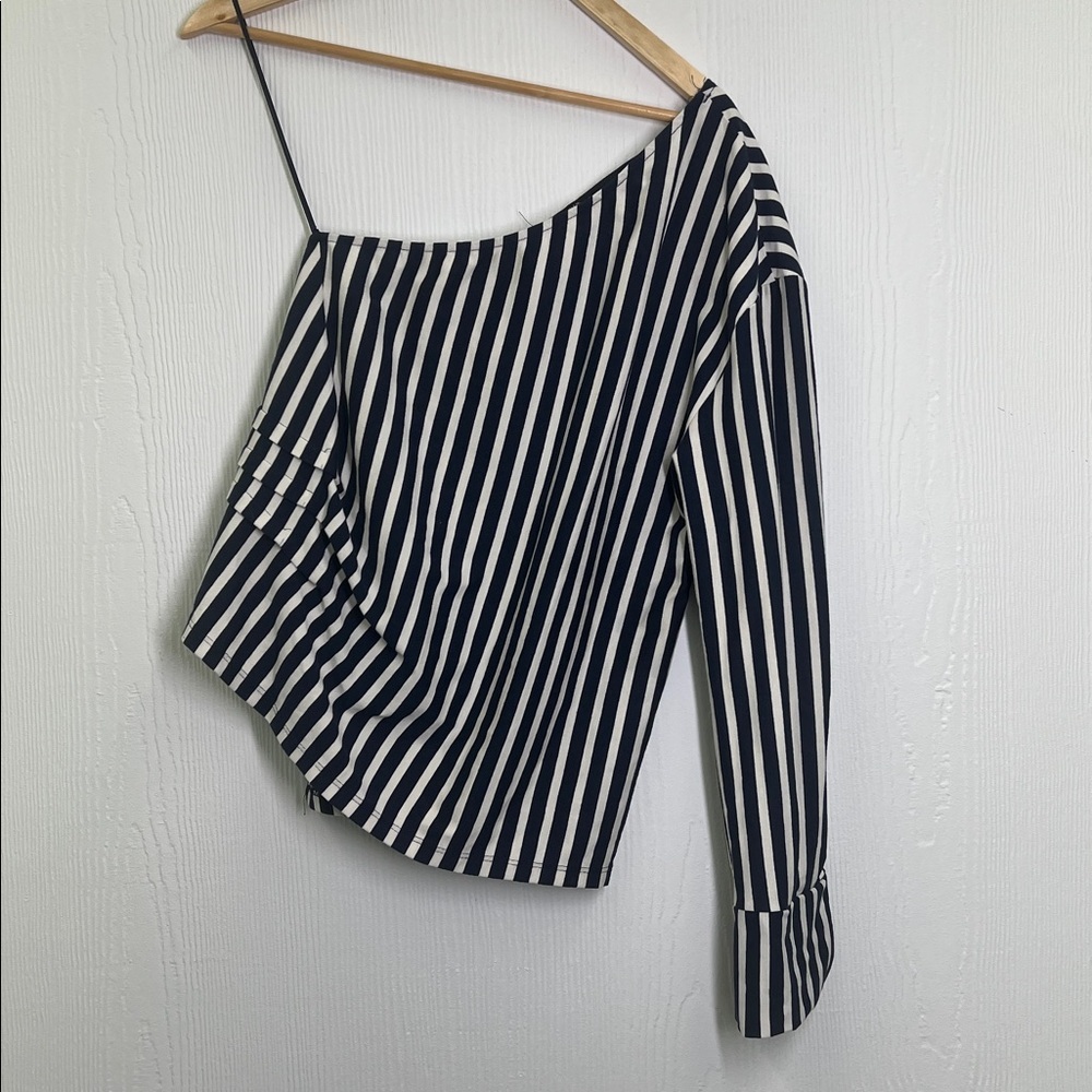 Zara - Nautical Navy And White Stripe Lightweight One Sleeve Blouse Size Small - Picture 8 of 11
